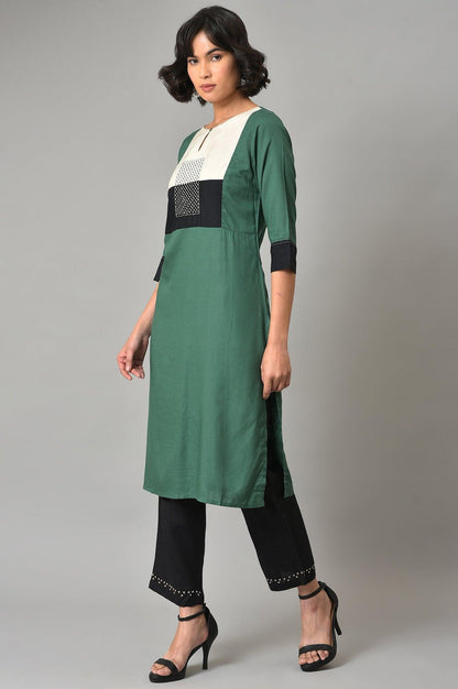 Green Thread Embroidered kurta With Black Straight Pants - wforwoman