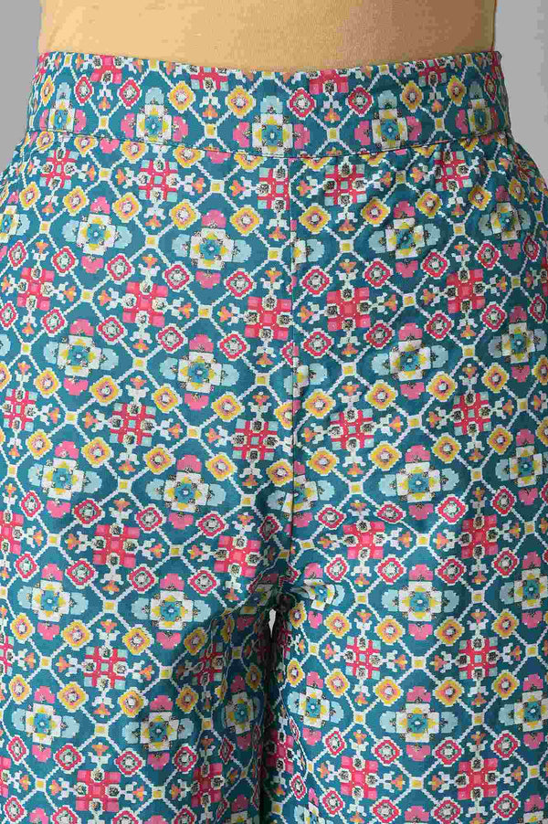 Blue Embroidered kurta Set
