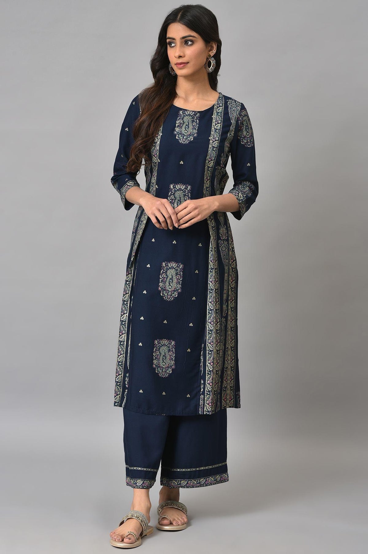 Dark Blue Paisley Printed kurta With Parallel Pants - XS
