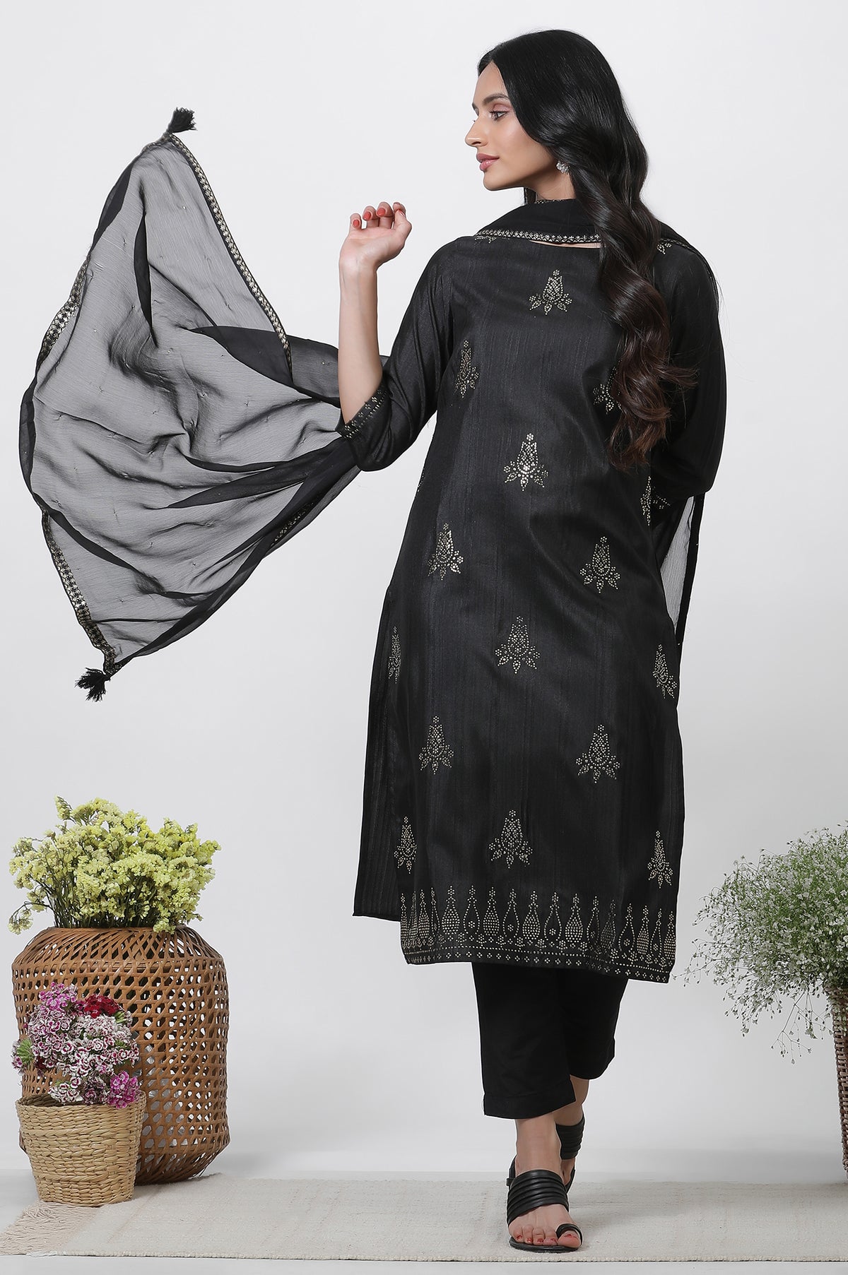 Black Mukaish Festive Kurta, Pants And Dupatta Set - XS