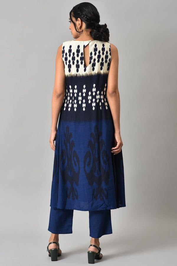 Blue Sleeveless Ikkat Print Front Pleat kurta with Straight Pants Co-ord Set