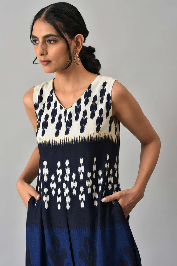 Blue Sleeveless Ikkat Print Front Pleat kurta with Straight Pants Co-ord Set
