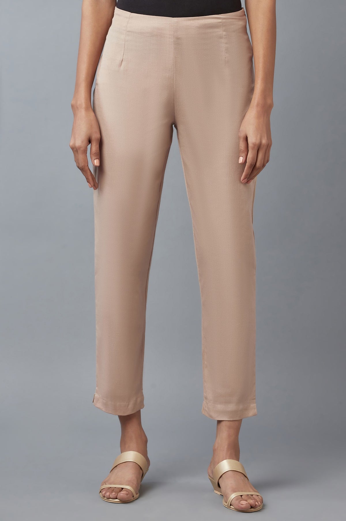 Beige Slim Pants - M