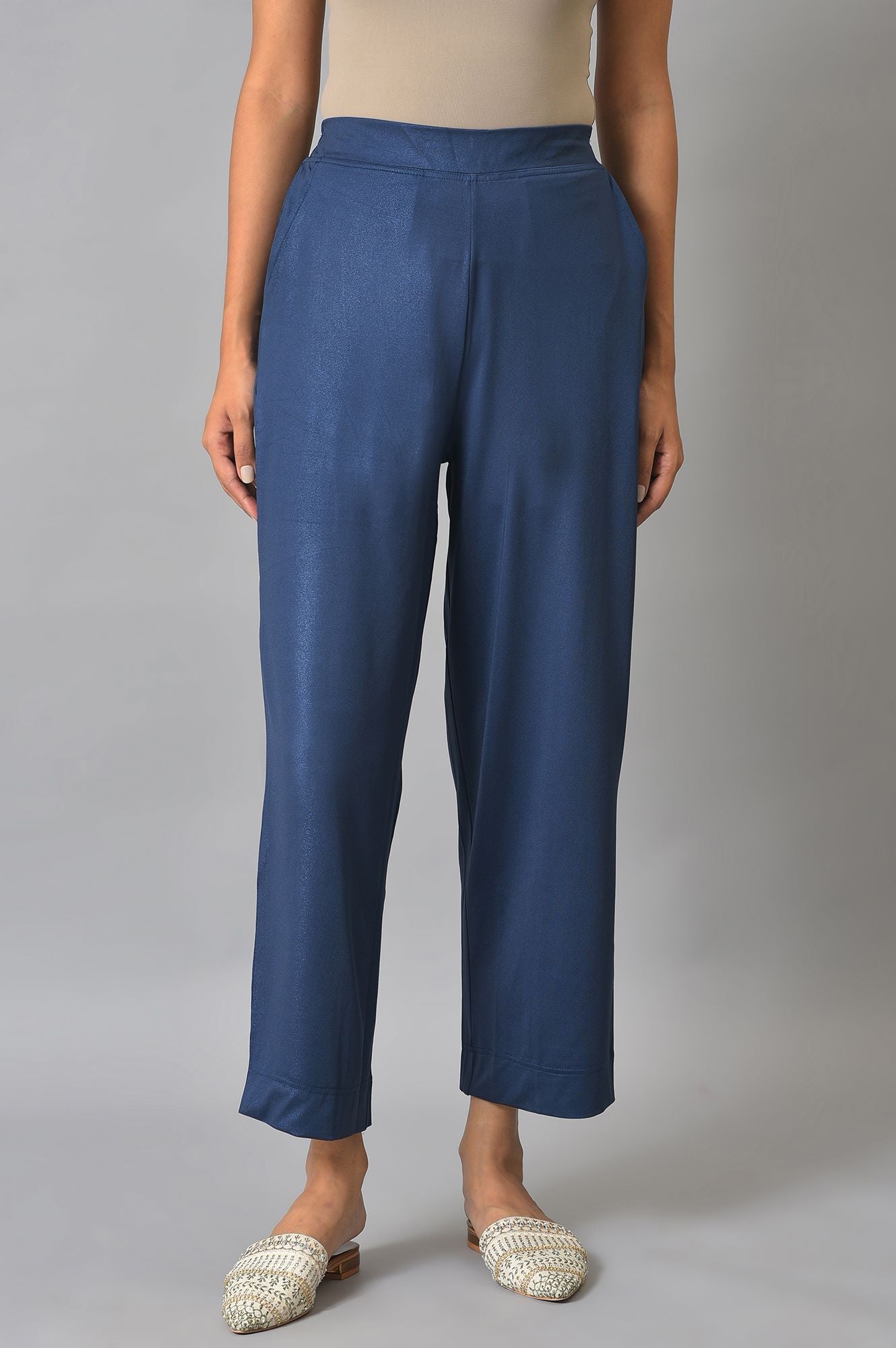 Blue Solid Straight Fit Palazzo With Side Pockets