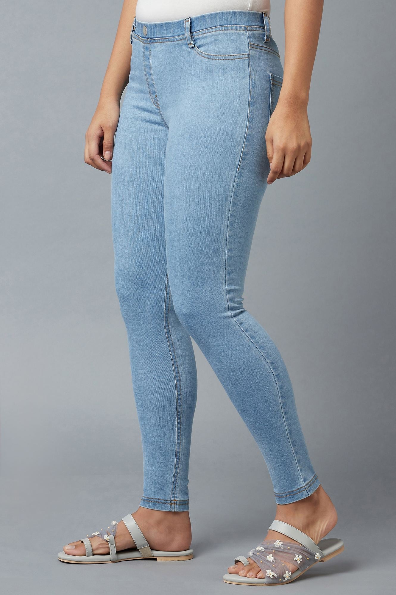Ice Blue Solid Skinny-fit Denim Jeggings with Elasticated Waist