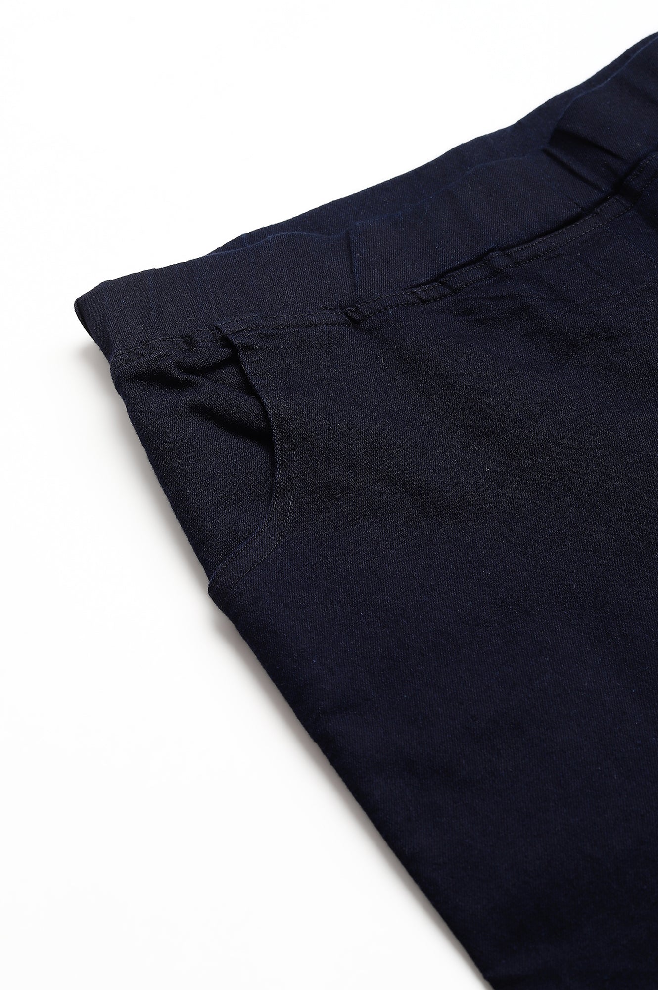 Navy Blue Solid Skinny Fit Denim Jeggings With Pintucks