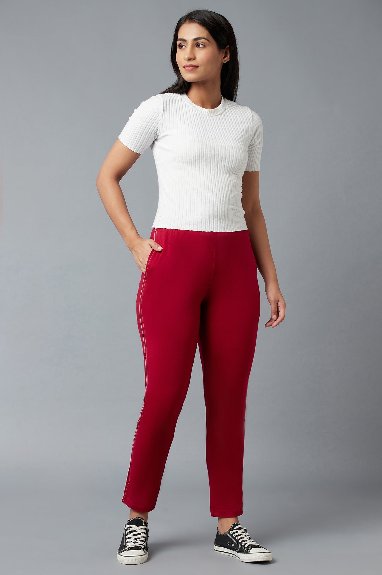 Red Solid Straight-fit Cotton Pants with Elasticated Waistband