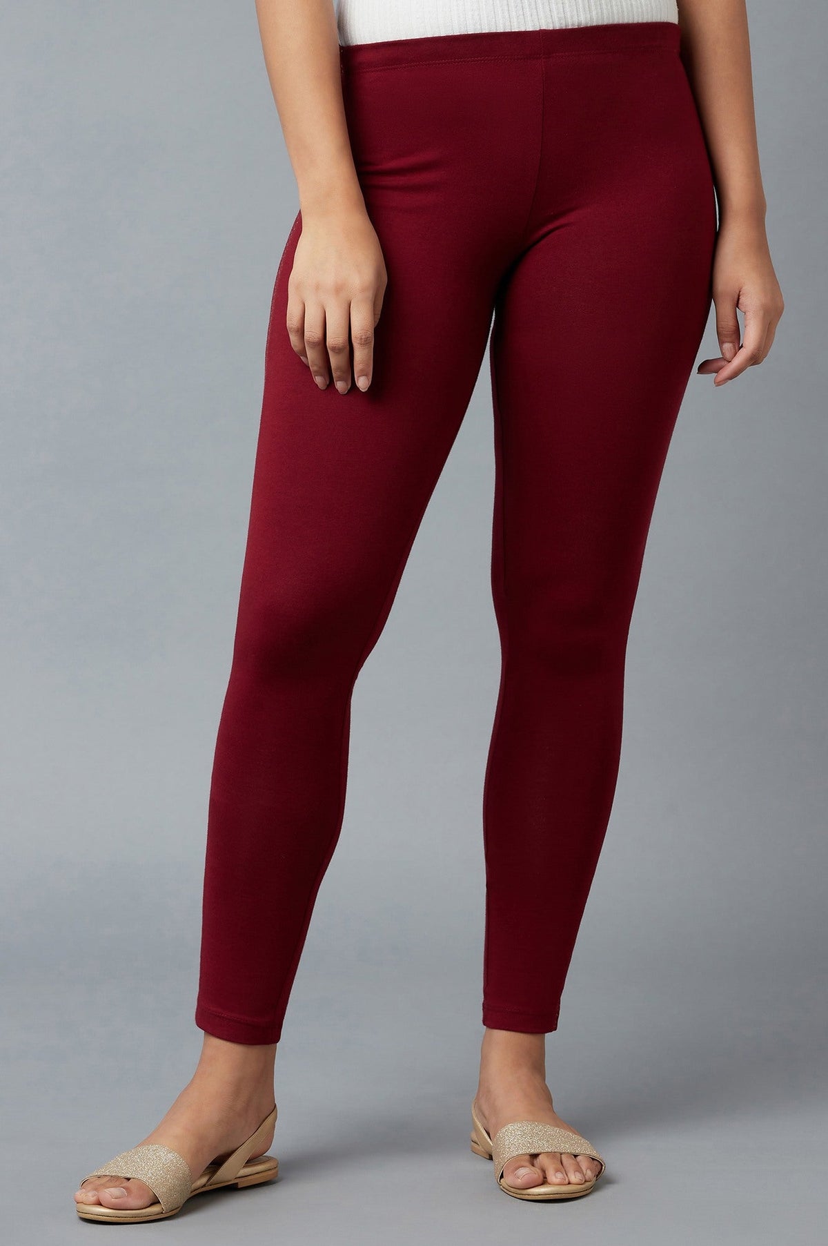 Elleven Women's Maroon Solid Skinny Fit Cotton Tights With Elasticated Waistband - S