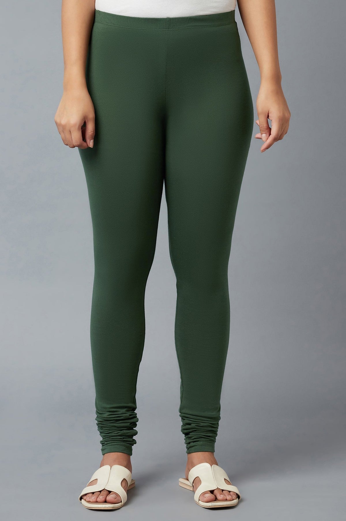 Elleven Women's Women Green Ankle Length Cotton Lycra Churidar - M