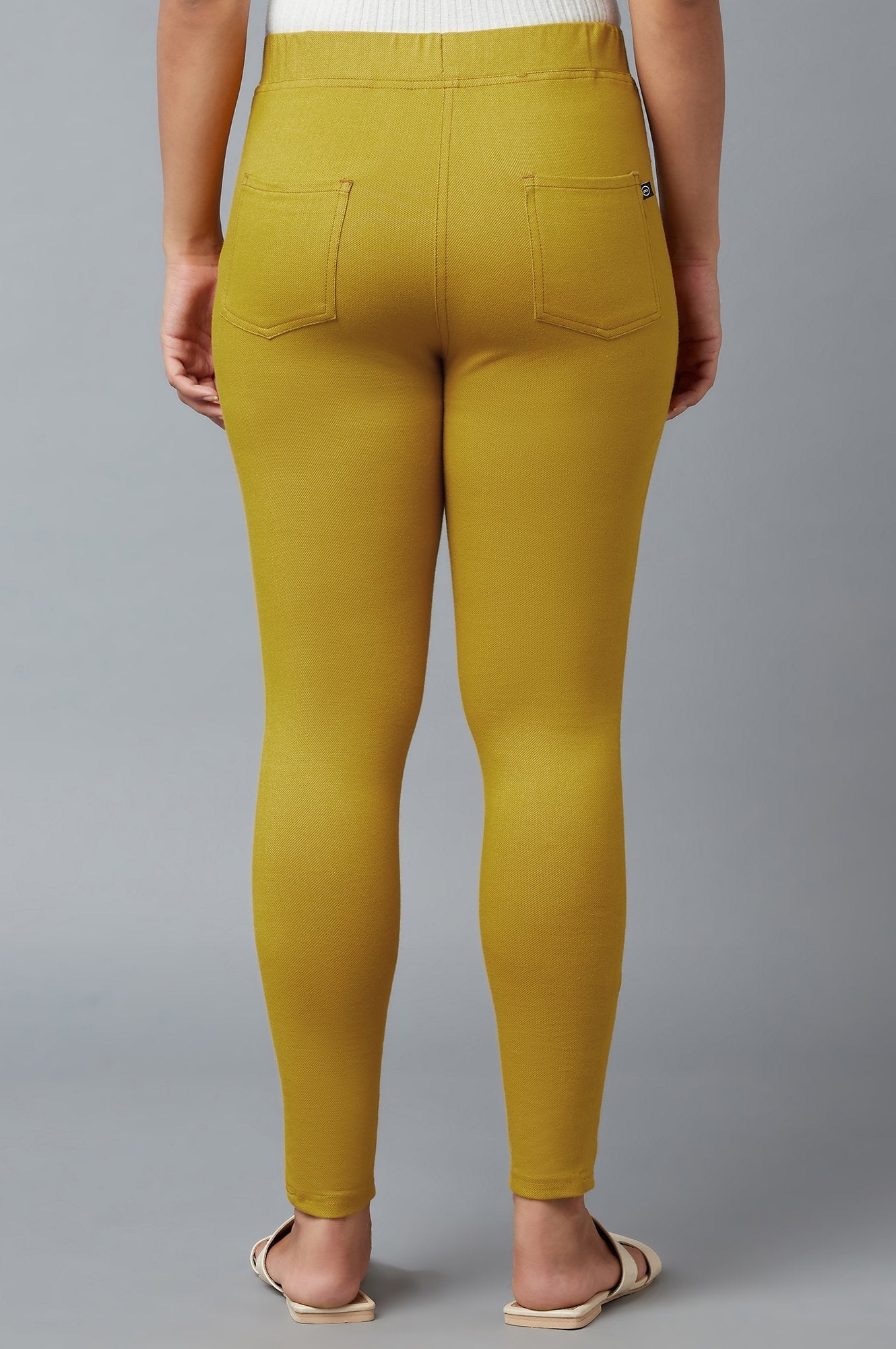 Yellow Solid Skinny Fit Cotton Jeggings With Elasticated Waist