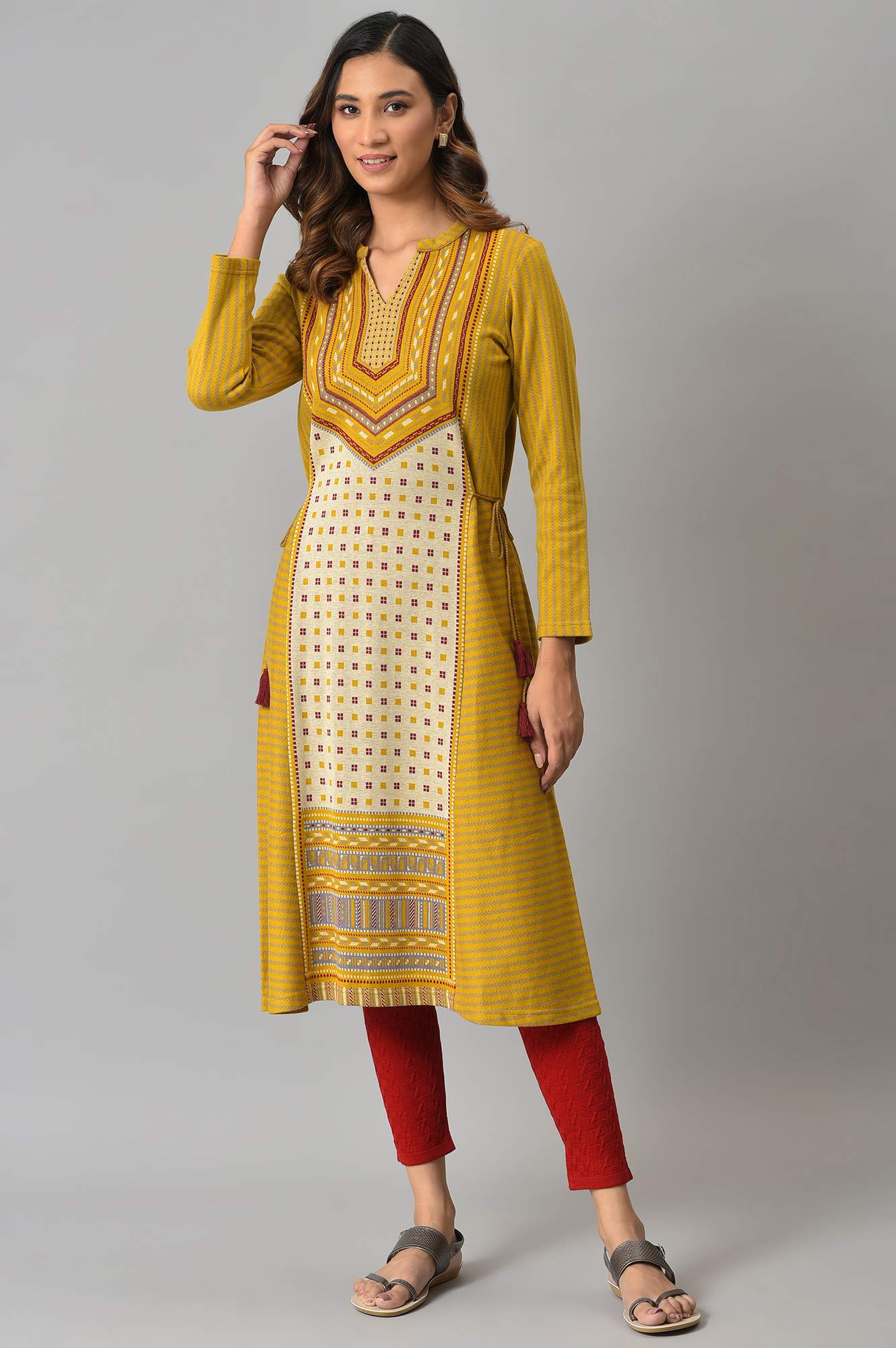 Red Solid Skinny Tights With Elasticated Waistband