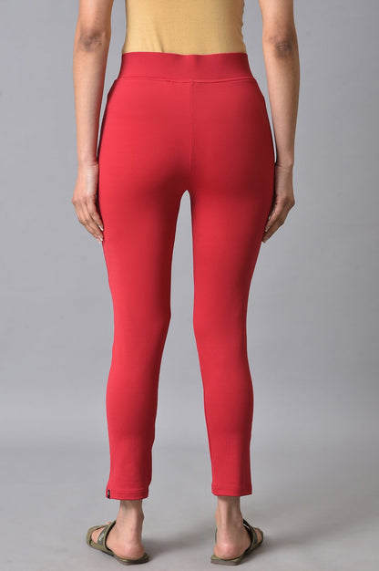 Red Solid Skinny Fit Lycra Tights With Slip On Closure