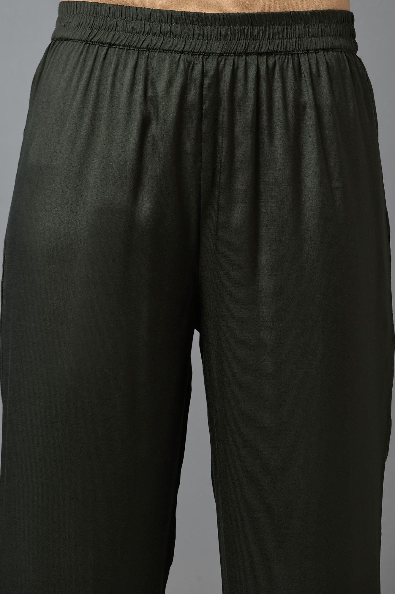 Bottle Green Solid Slim Pants in Straight Silhouette - wforwoman