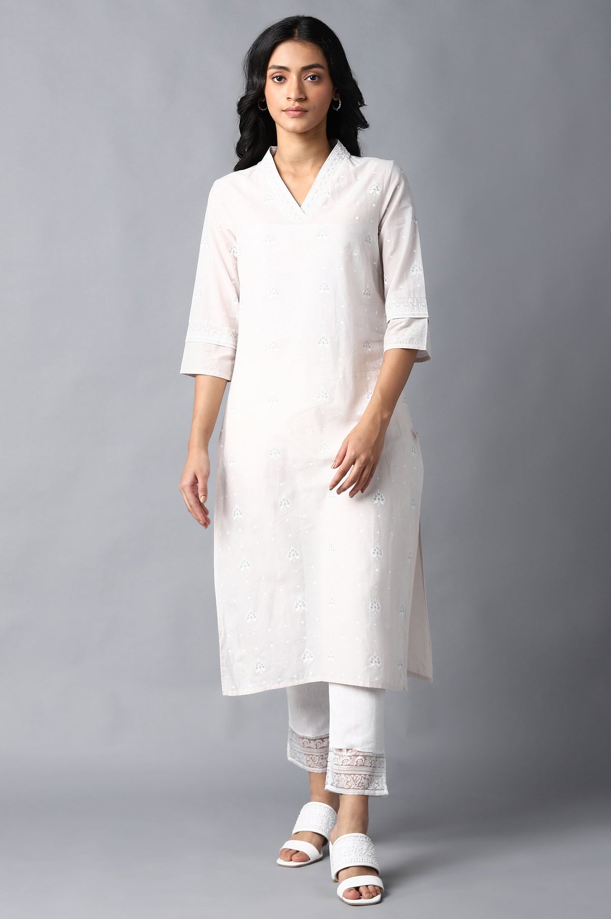Off-White Printed kurta With Embroidery - XS