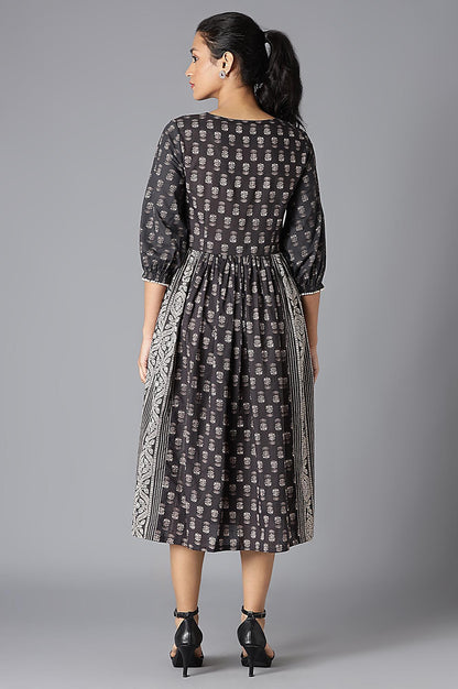 Black And White Printed Smocked Dress - wforwoman