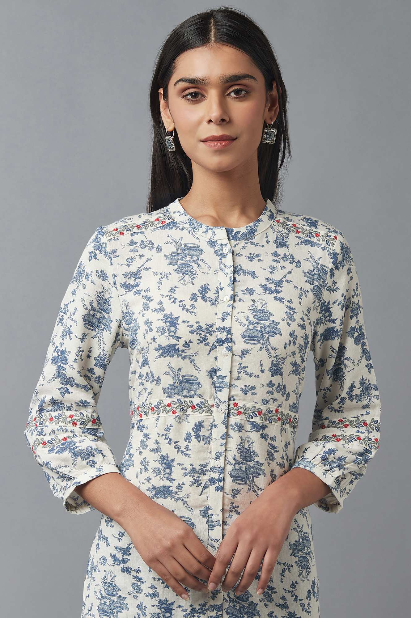 Ecru Floral Printed Thread Embroidered Rayon Flax Straight Kurta and Jegging Set