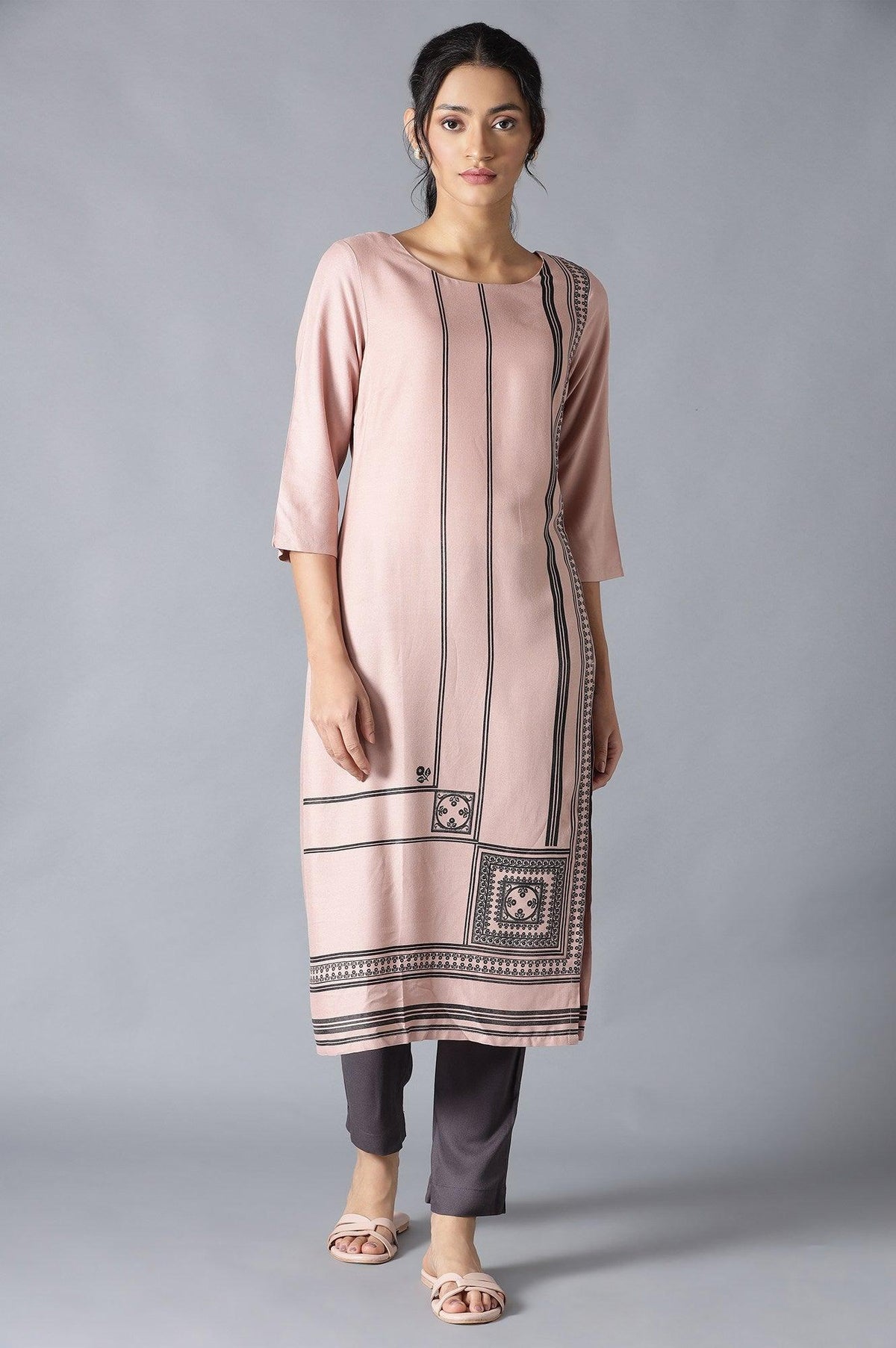 Salmon Pink Placement Print kurta - XS