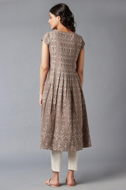 Beige Box Pleated kurta In Boat Neck - wforwoman
