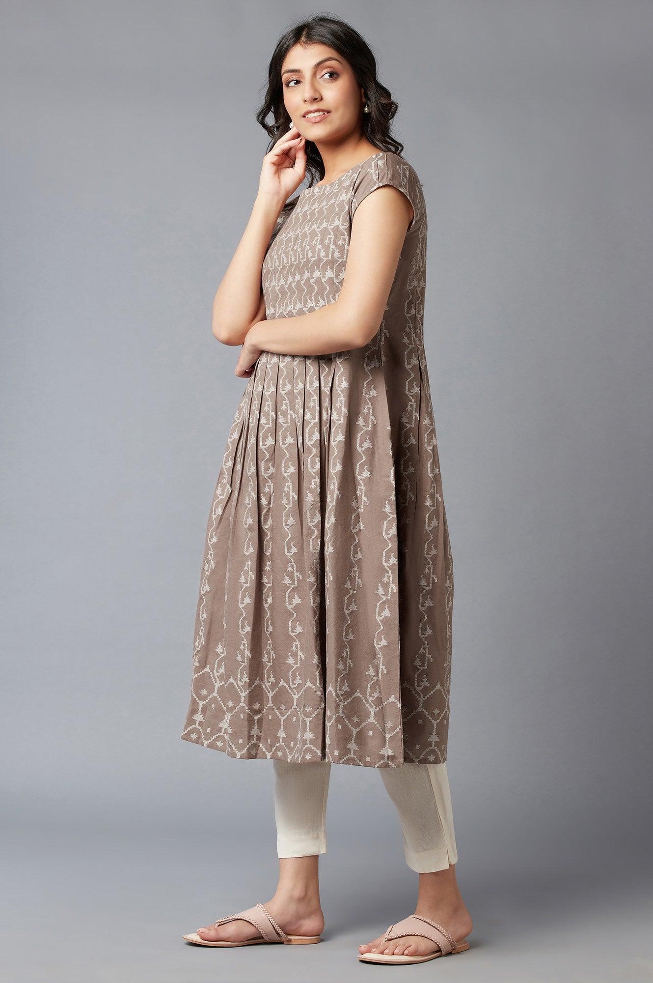 Beige Box Pleated kurta In Boat Neck - wforwoman