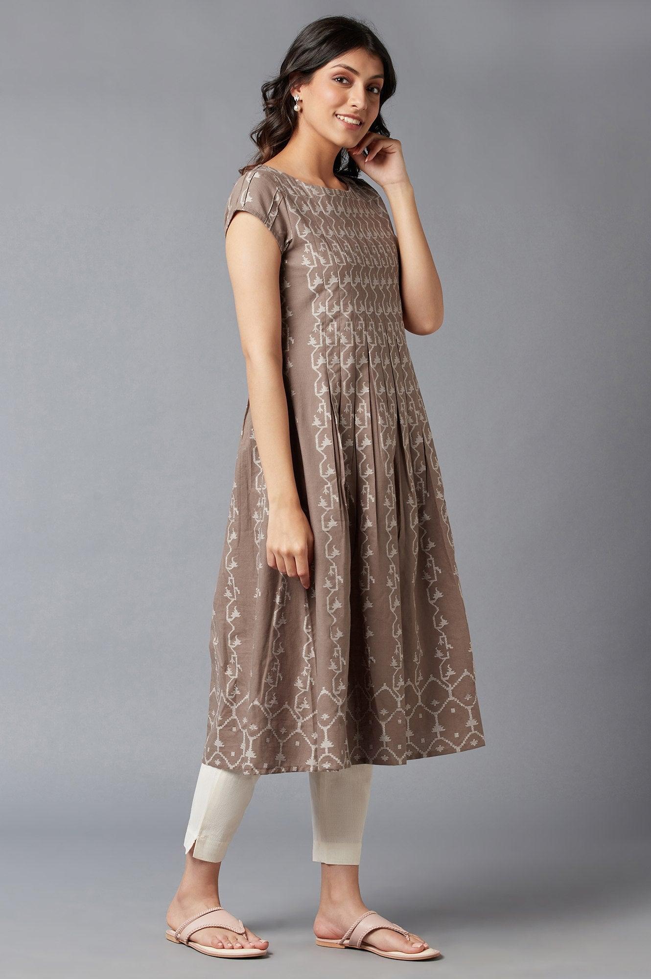 Beige Box Pleated kurta In Boat Neck - wforwoman