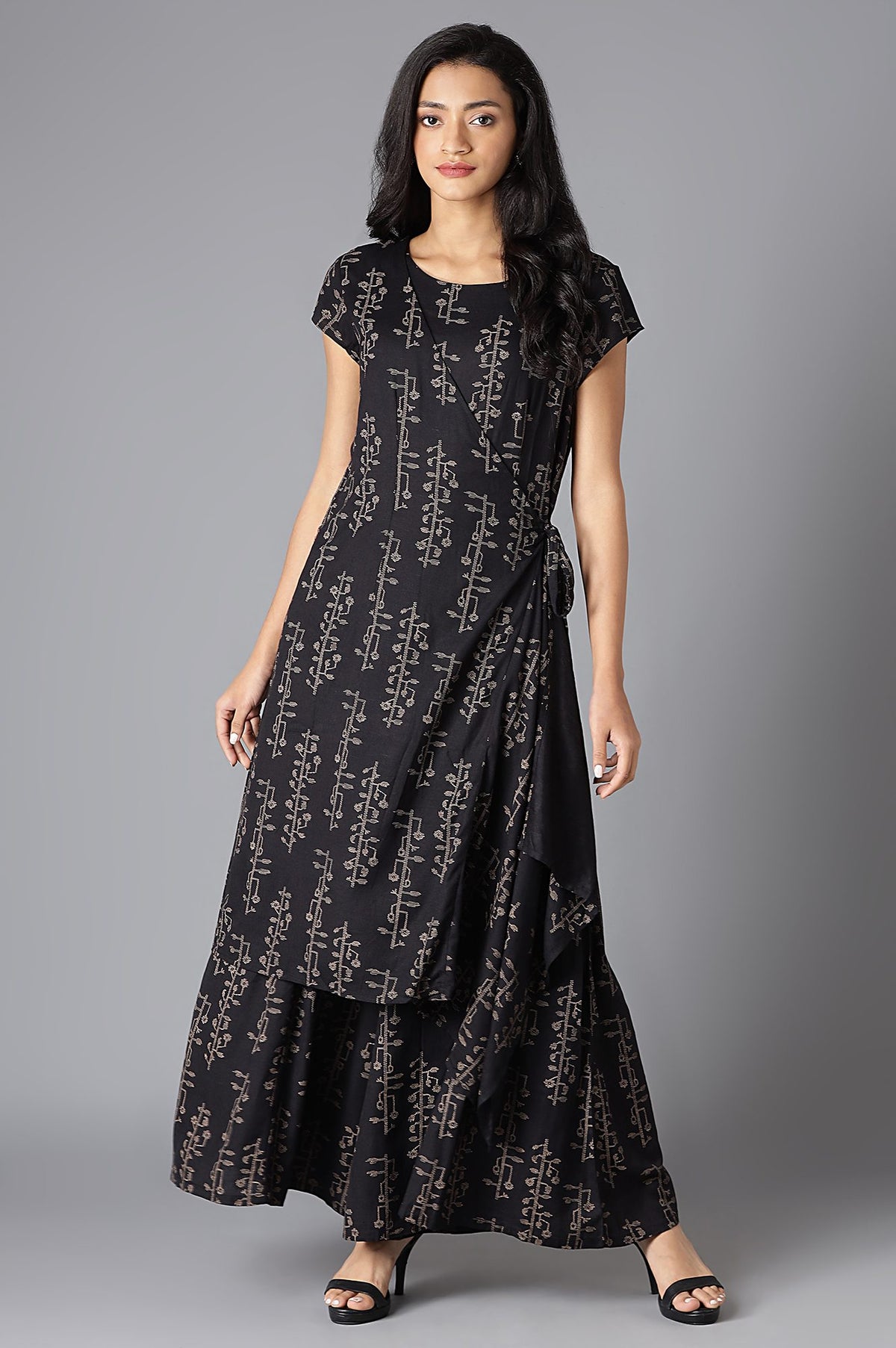 Black Angrakha Jumpsuit In Round Neck - XS
