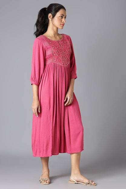 Dark Pink Flared Dress With Thread Embroidery - wforwoman