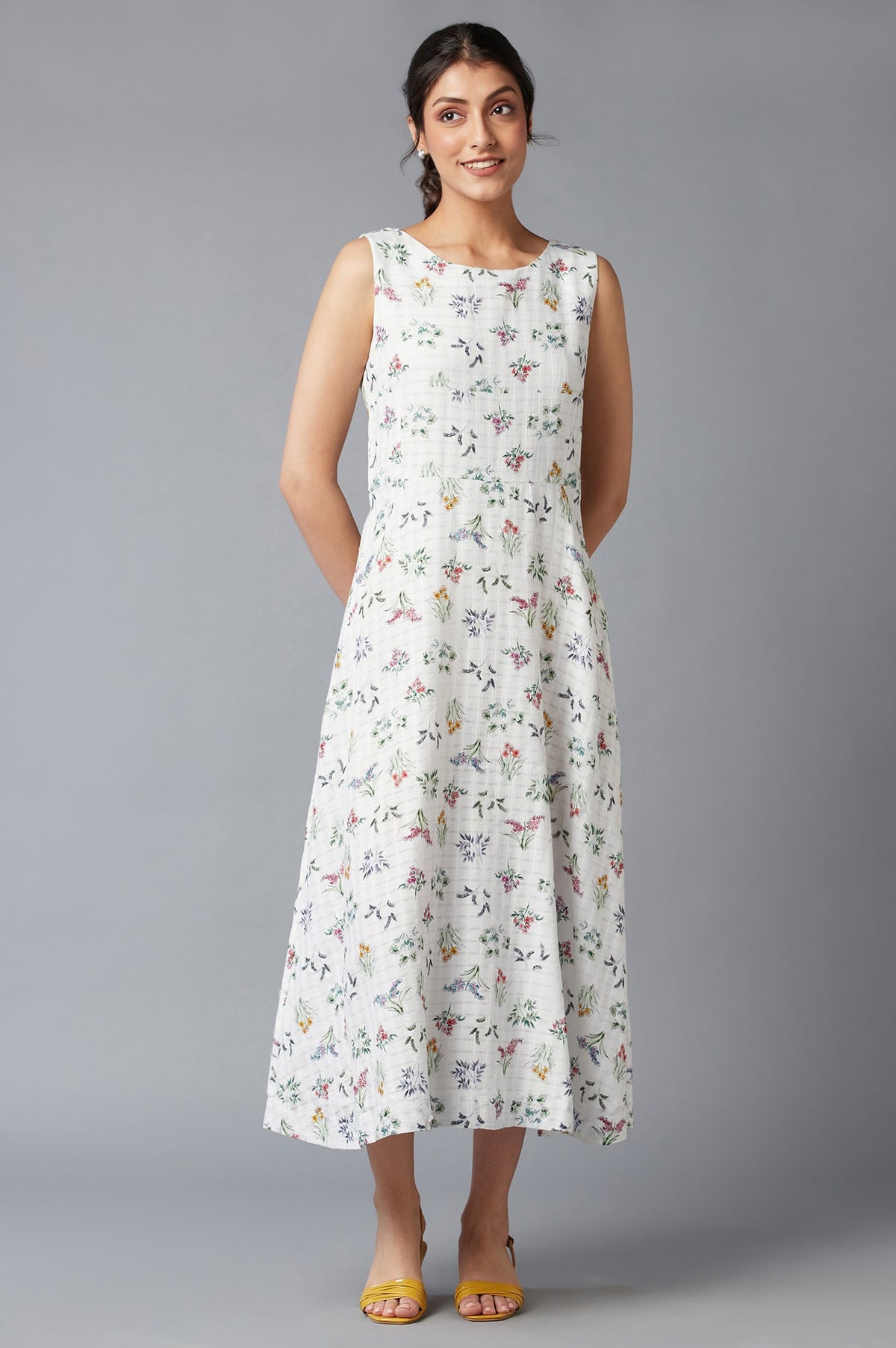Ecru Floral Print Cotton Dress In Round Neck - S