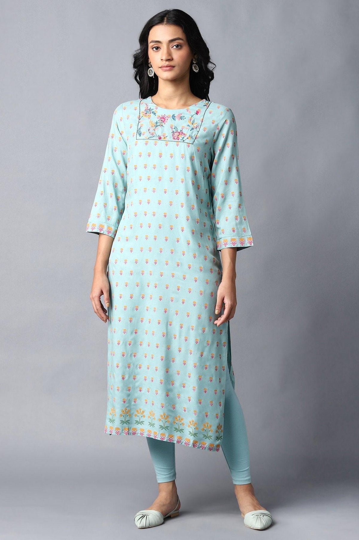 Blue Printed kurta With Thread Embroidery - XS