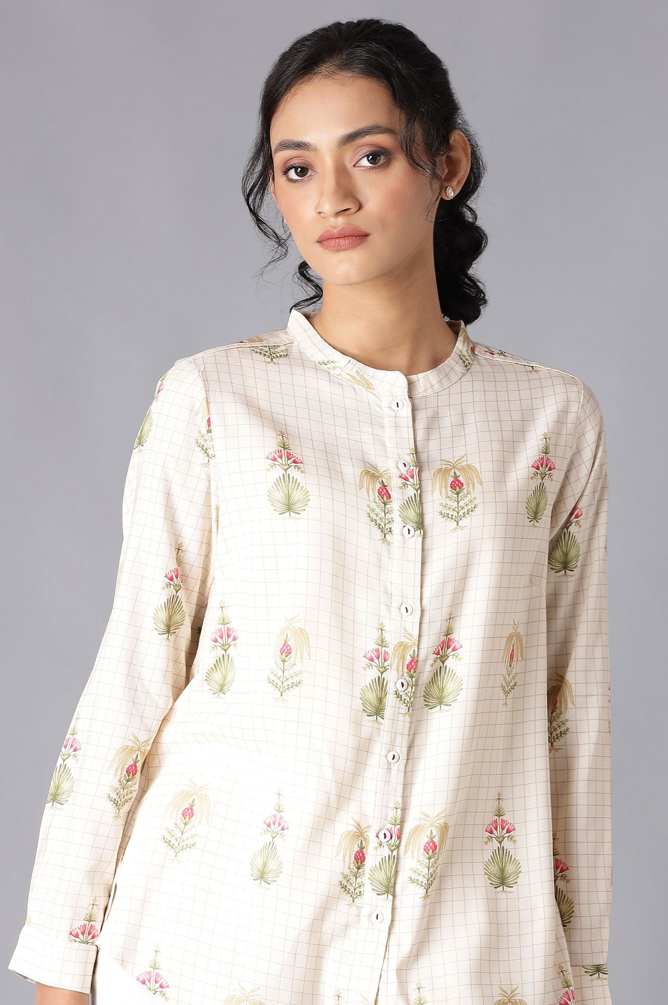 Ecru High-Low Shirt With Floral Print And Mandarin Collar