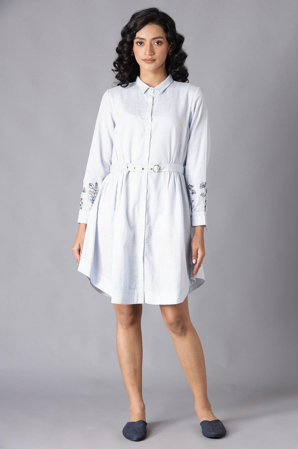 Ecru Stripe Printed Tunic With Belt And Embroidered Sleeves - XS
