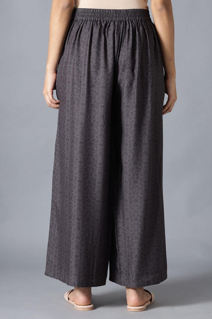 Black Pleated Parallel Pants - wforwoman