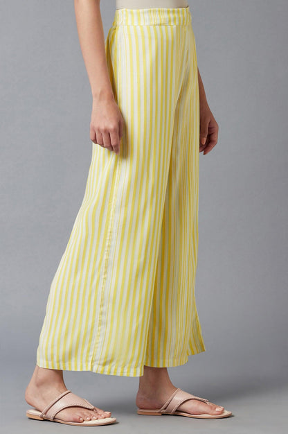 Yellow Solid Parallel Pants - wforwoman