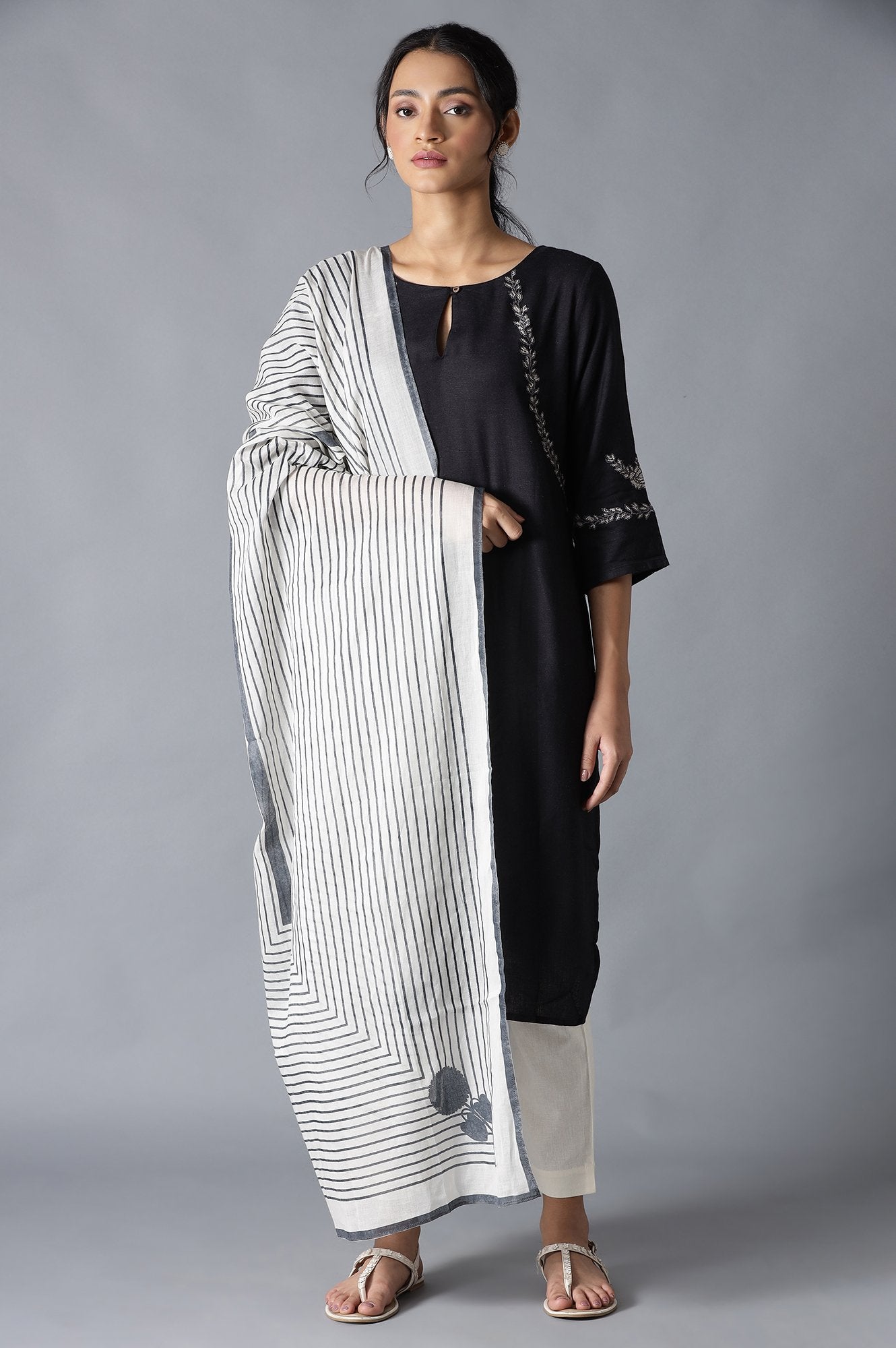 Ecru And Grey Printed Dupatta