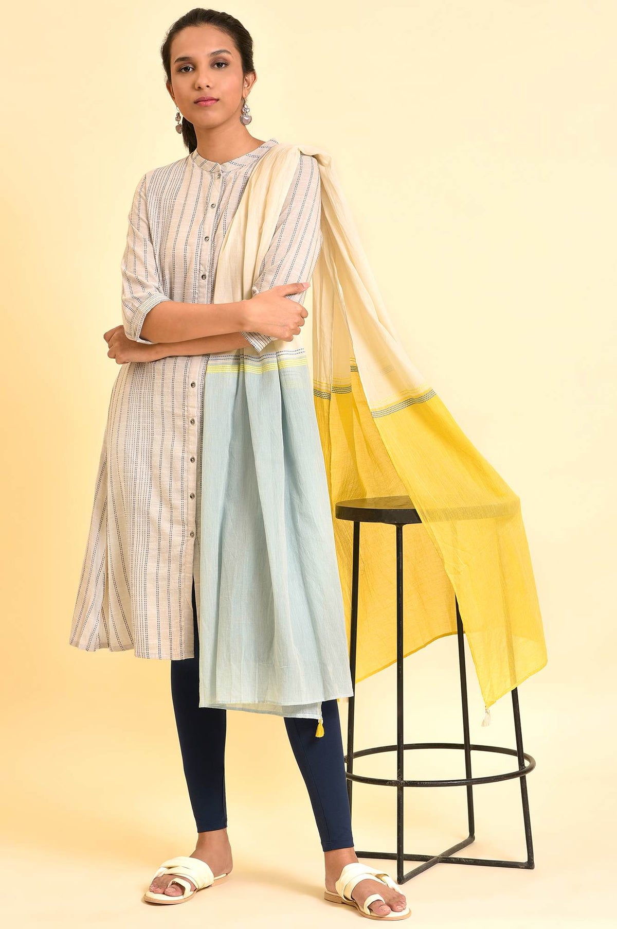 Soft Multicoloured Yarn-Dyed Dupatta - FS