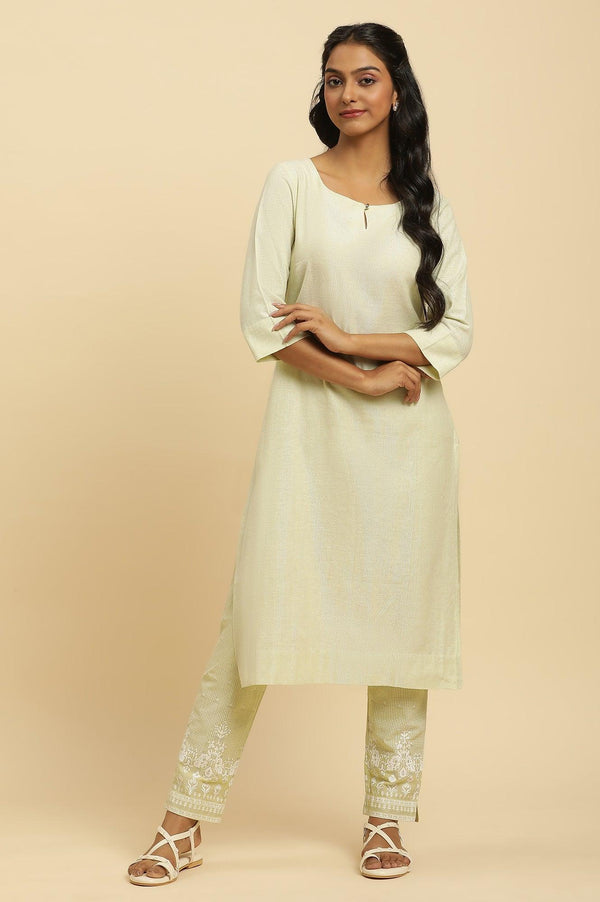 Green Round Neck Kurta And Slim Pants Set