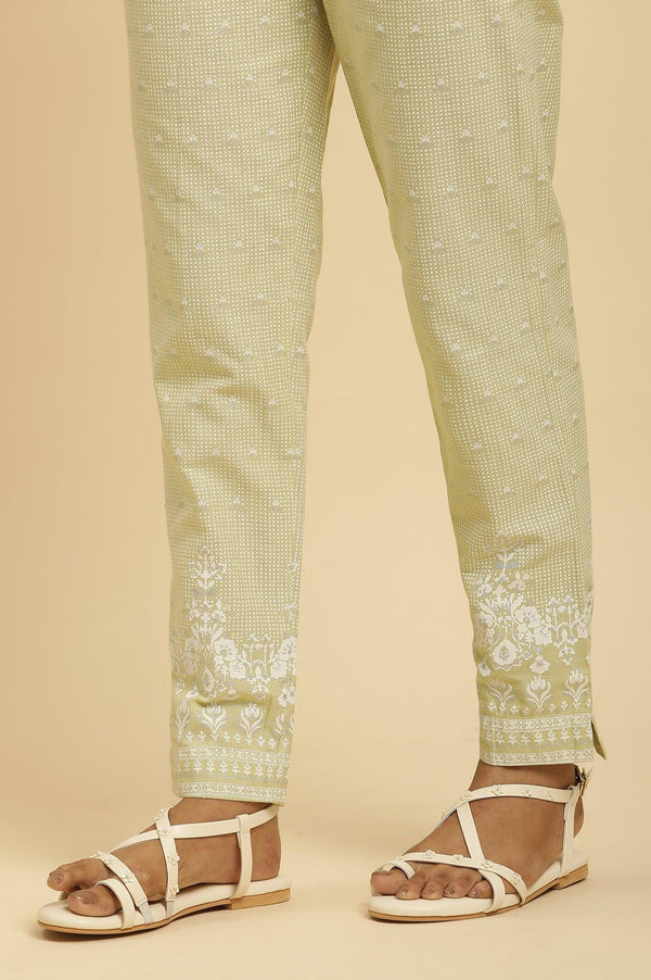 Green Round Neck Kurta And Slim Pants Set