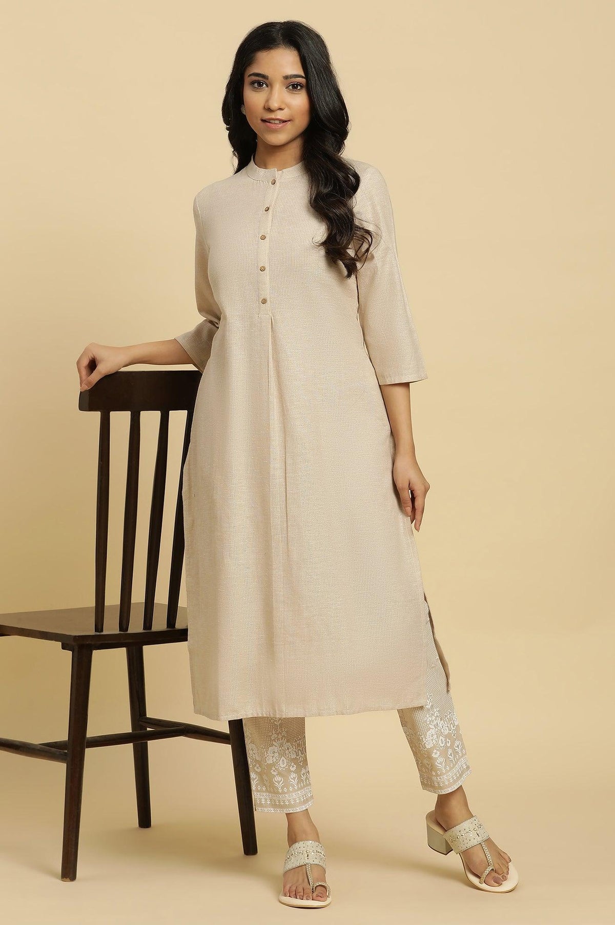 Beige Mandarin Collar Kurta And Pants Set - XS