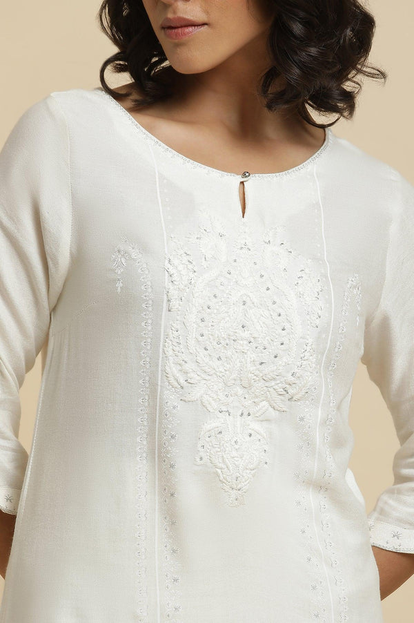 Ecru Embroidered Kurta & Parallel Pants Set