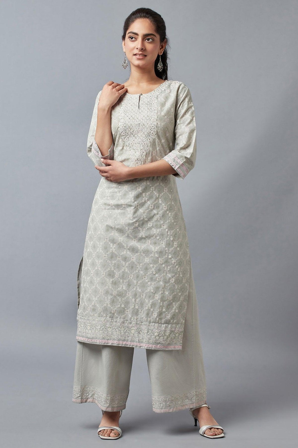 Light Green Printed kurta with Parallel Pants - XS