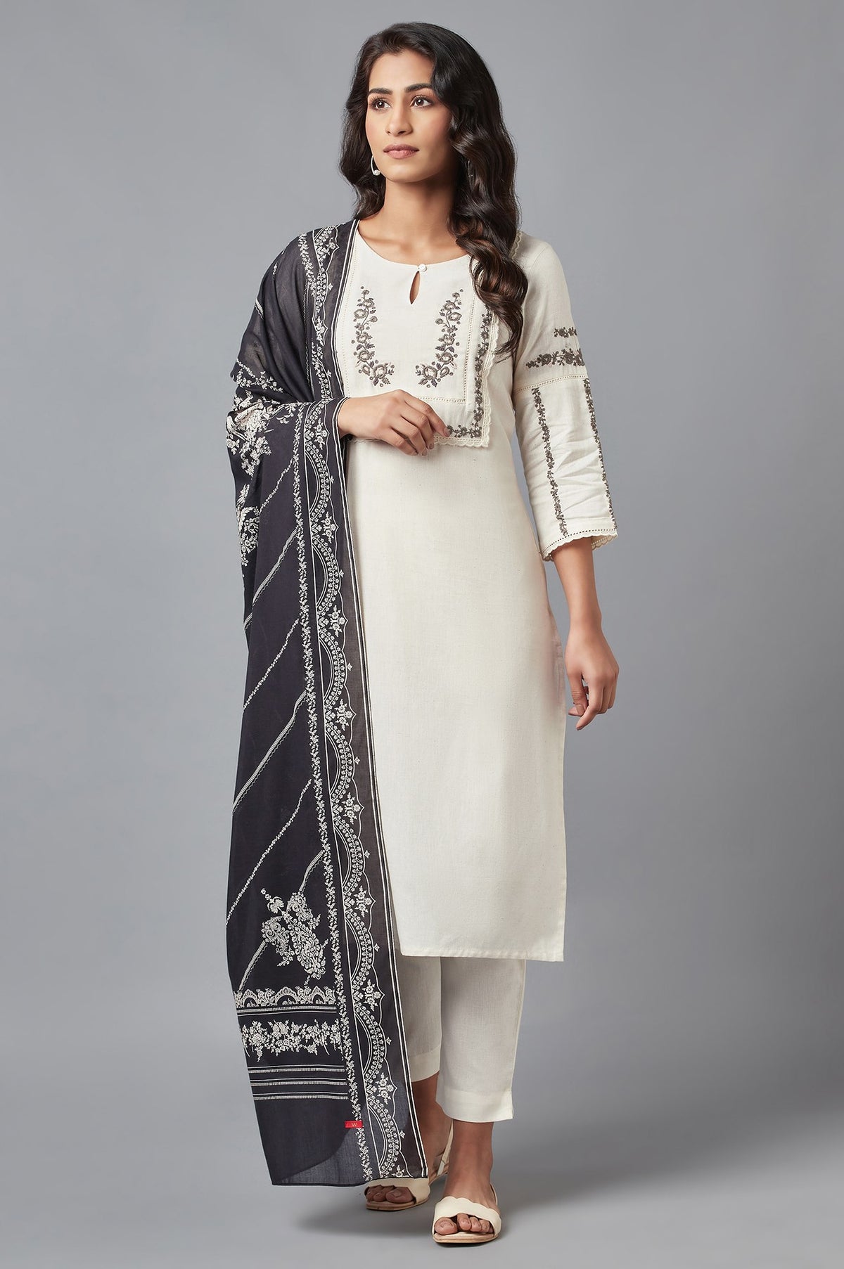 Natural Beige Embroidered kurta with Slim Pants and Dupatta - XS