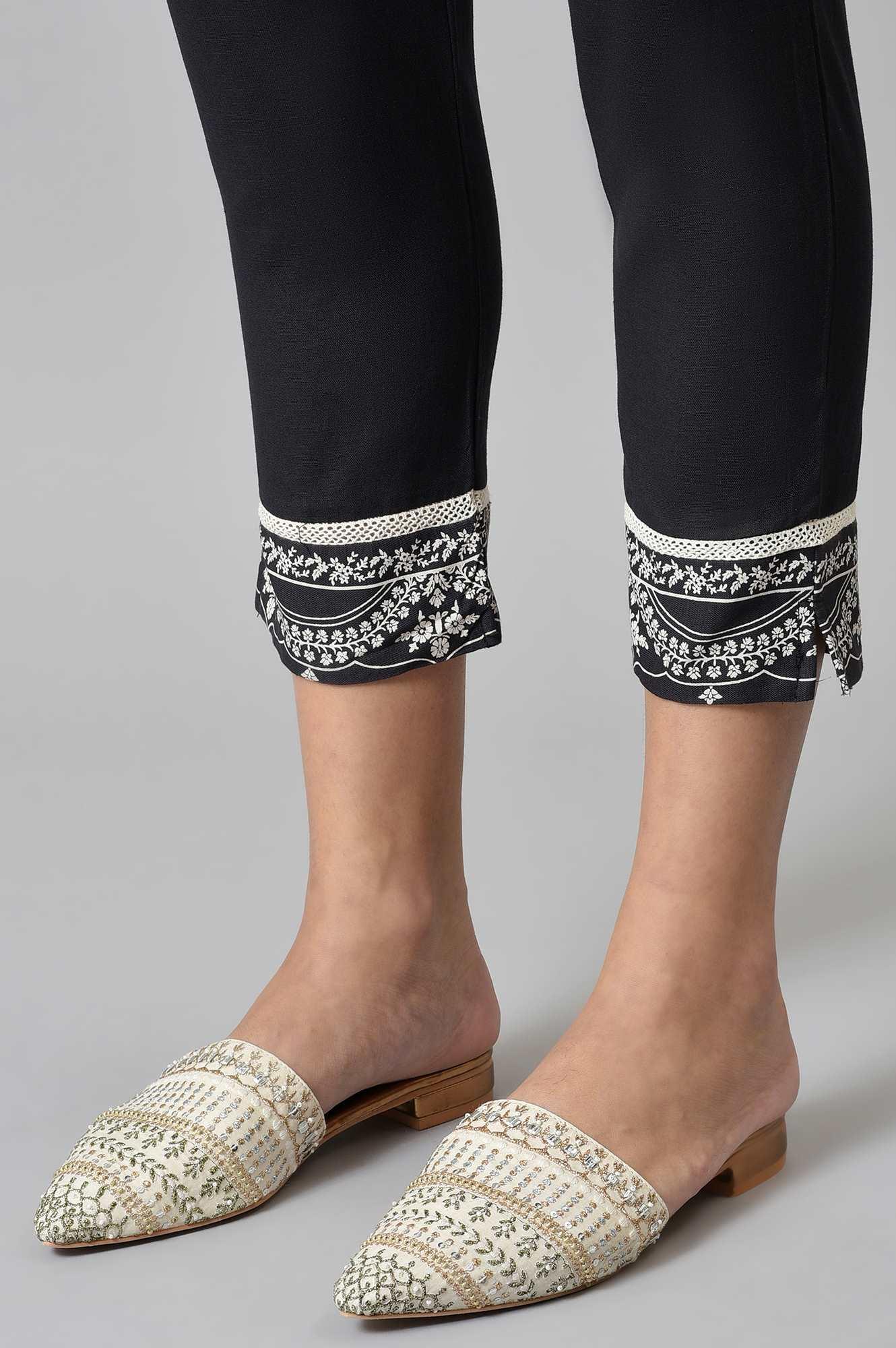 Black Floral Printed kurta With Parallel Pants - wforwoman