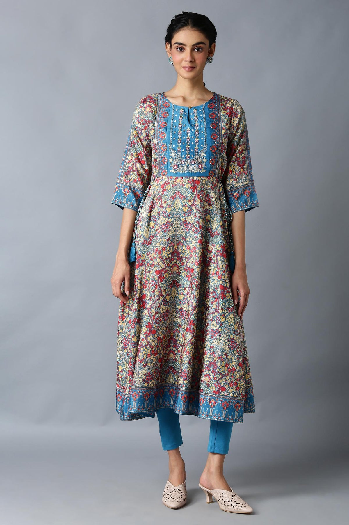 Dark Teal Embroidered kurta With Tights - XS