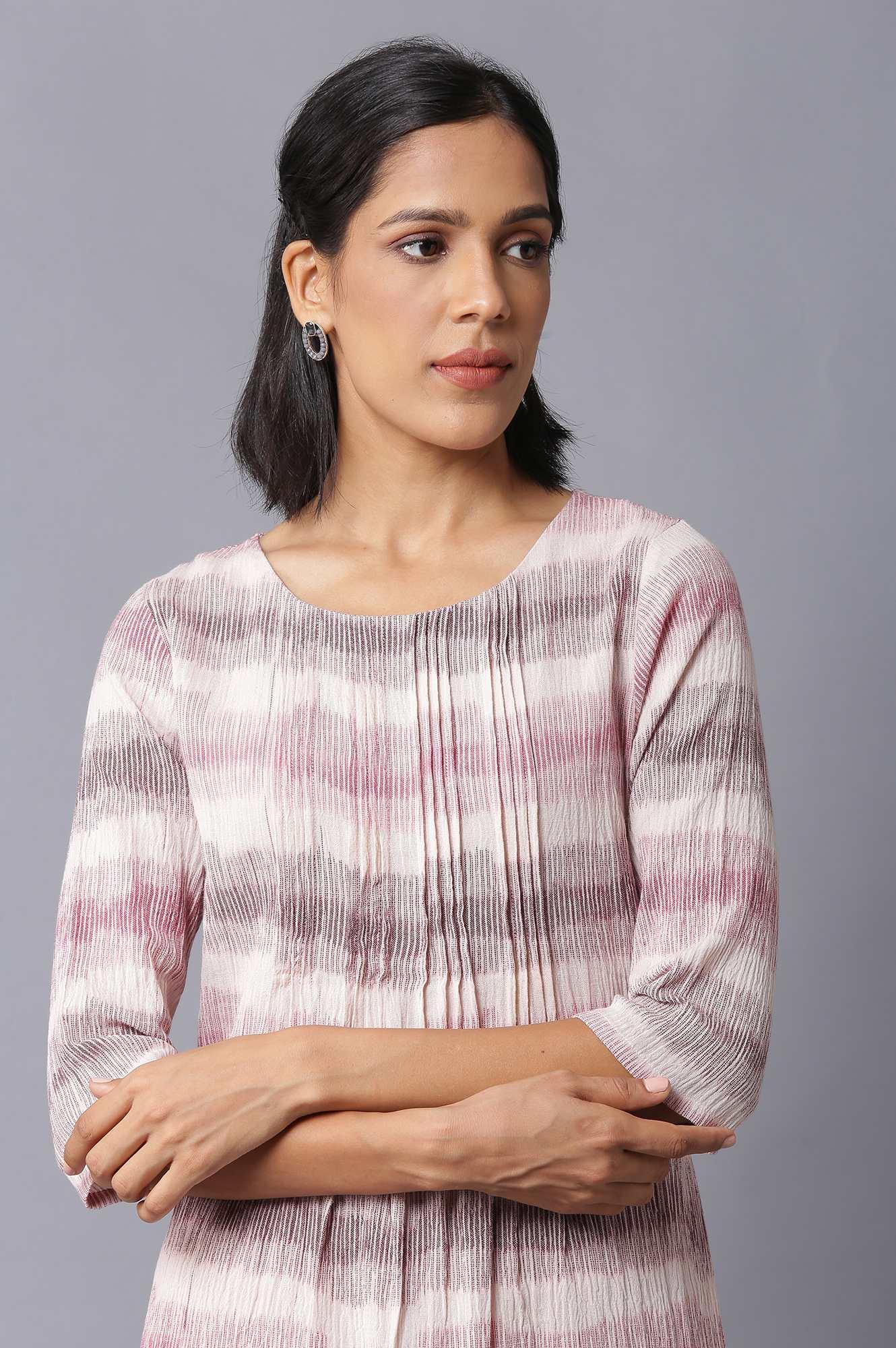 Light Pink Pleated Printed kurta In Round Neck With Slim Pants - wforwoman