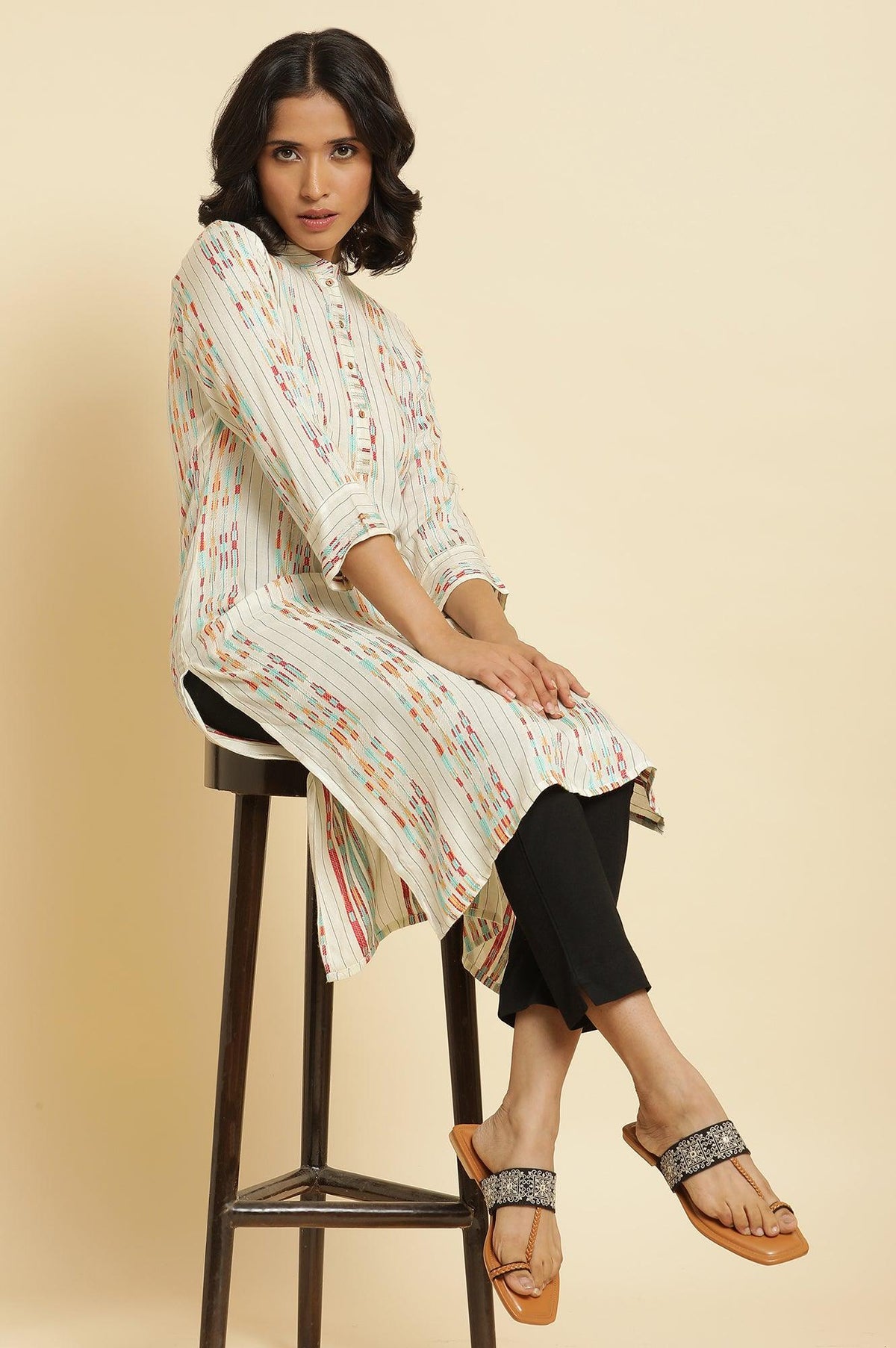 Ecru Dobby Printed Kurta & Pants Set - XS