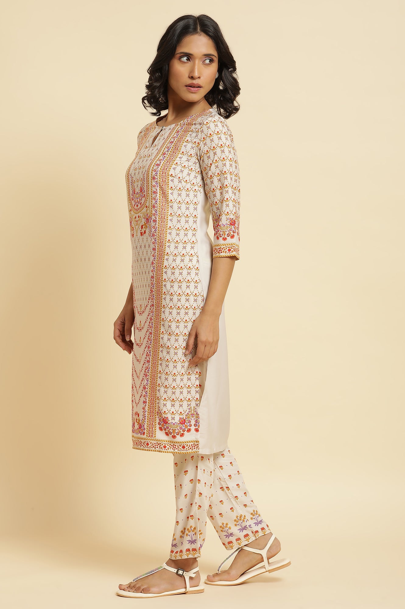 Ecru Floral Printed Kurta, Pants &amp; Dupatta Set