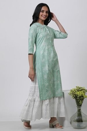 Light Green Floral Printed Kurta And Tiered Skirt