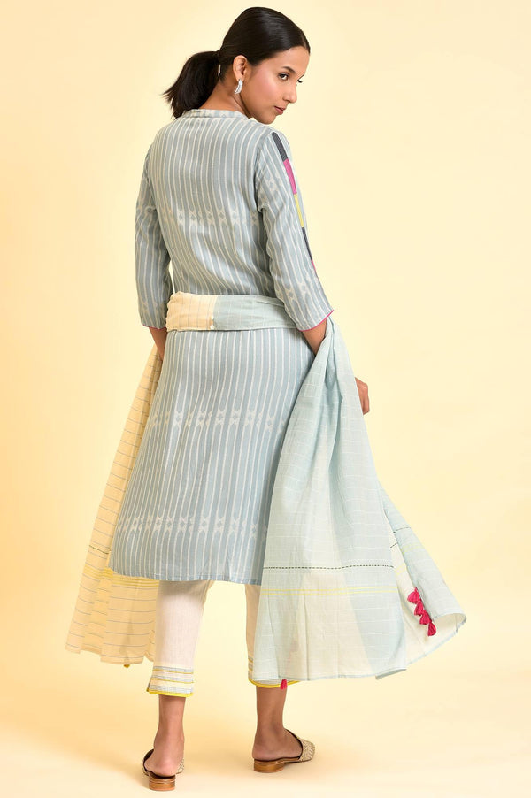 Light Yarn-Dyed Kurta, Pants And Dupatta Set