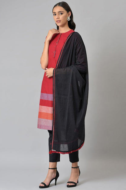 Red Dobby kurta In Round Neck With Black Slim Pants And Dupatta - wforwoman