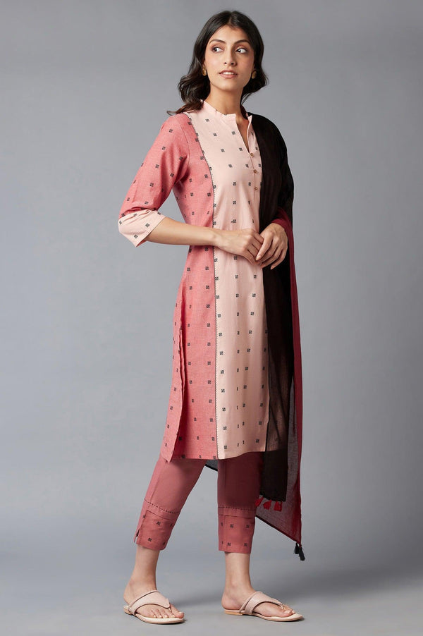 Light Red Dobby Collared-V kurta With Black Slim Pants And Dupatta