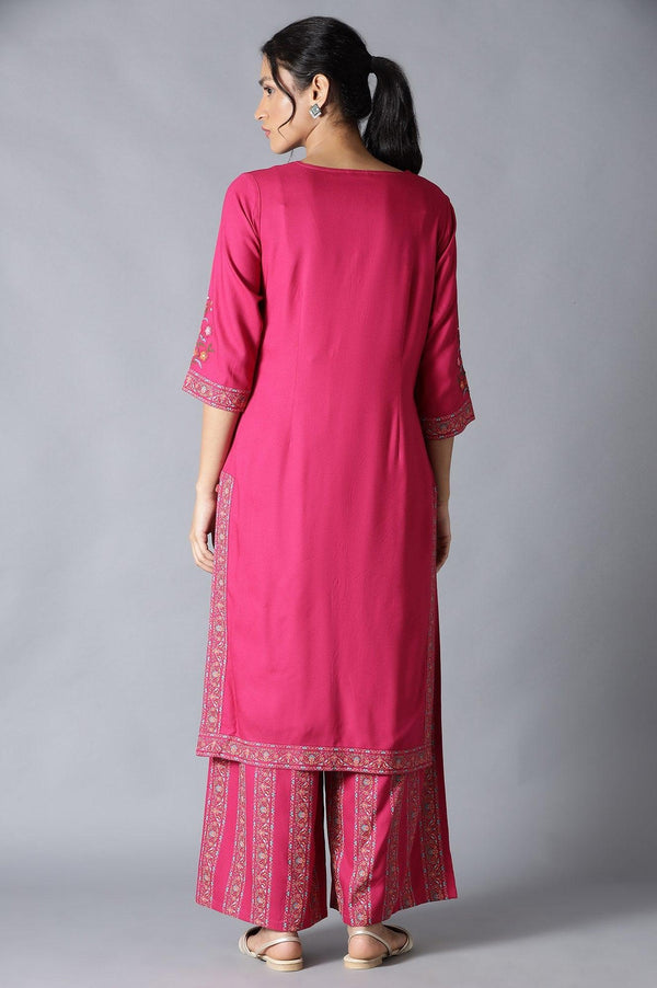 Fuchsia Pink Embroidered kurta And Parallel Pants Set